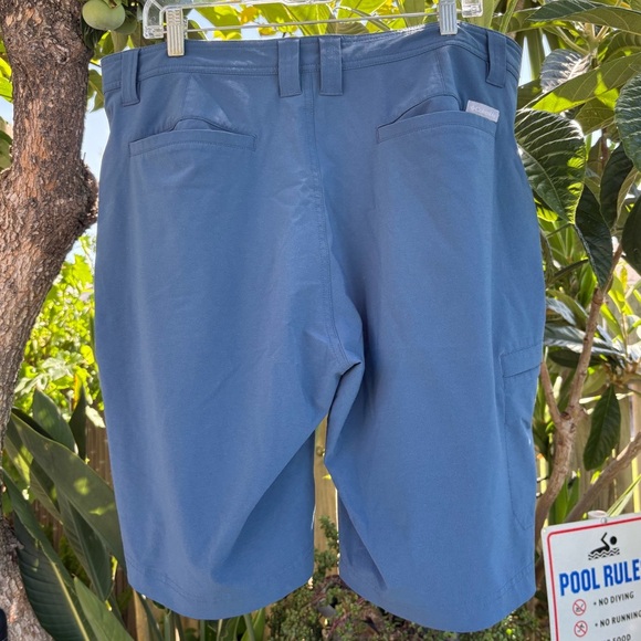 Columbia Stretch Quick Dry Wrinkle Free Active Shorts Size 38 - Picture 3 of 7